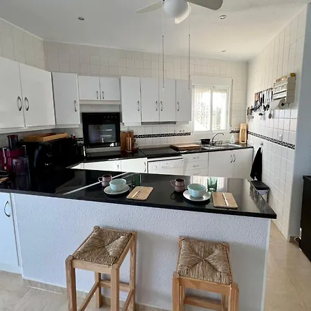 Ensoleillee Villa *